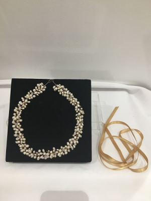 Bridal-jewellery-at-Hair-by-Vasari-in-Gosforth