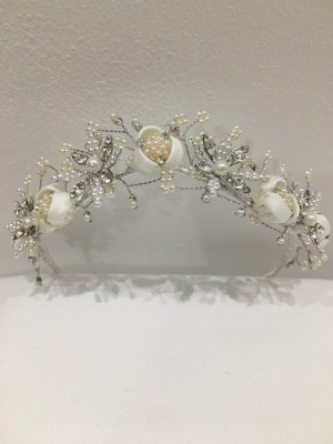 Bridal-tiaras-in-Newcastle