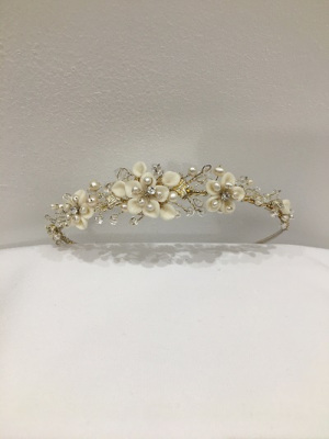 Jewelled-Bridal-Tiaras-in-Newcastle-upon-Tyne