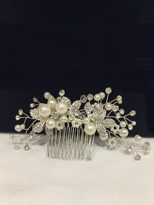 Pearl-bridal-hair-lips-Newcastle-hair-salon